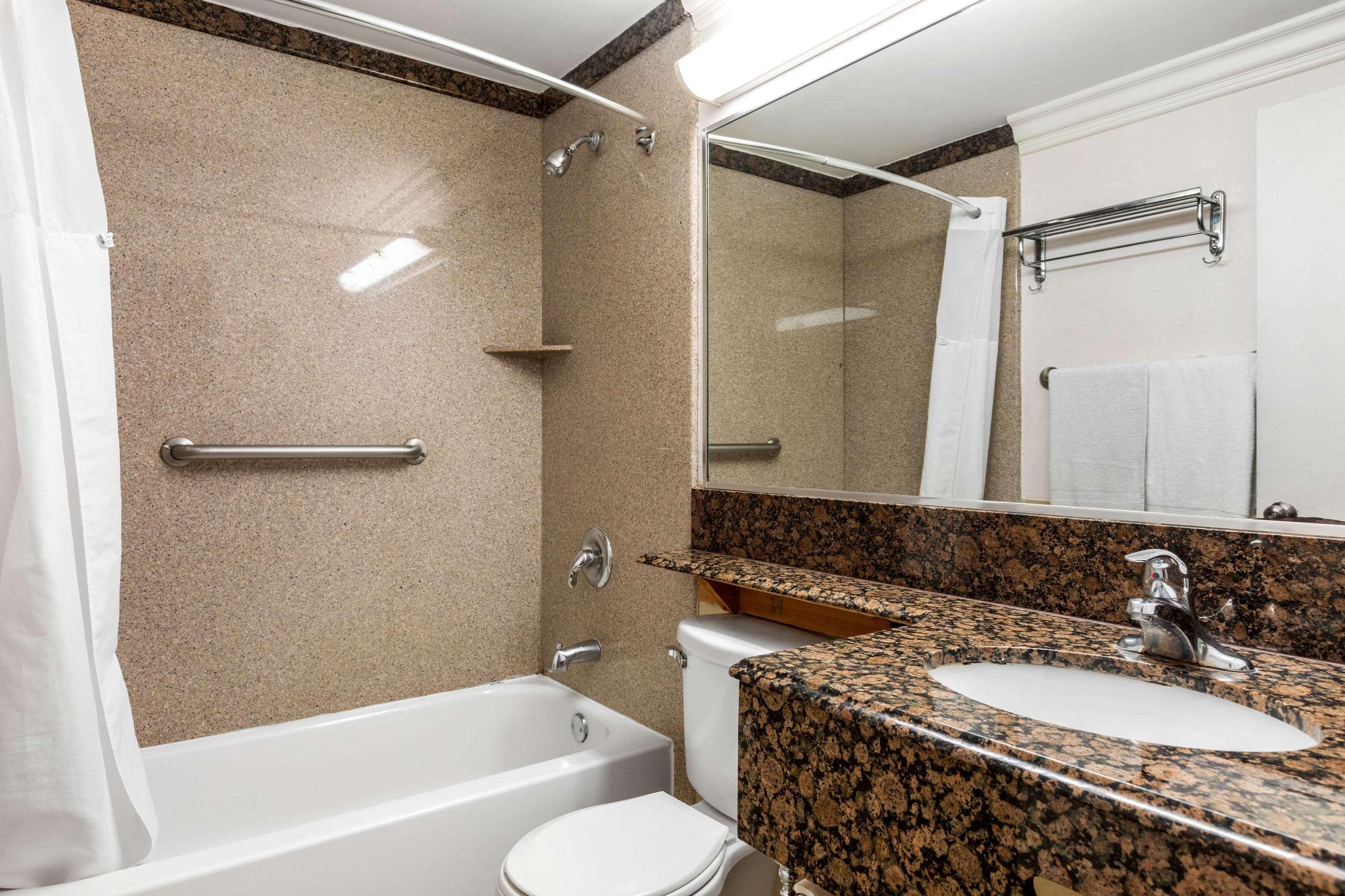 Quality Inn Lomita-Los Angeles South Bay Exteriör bild