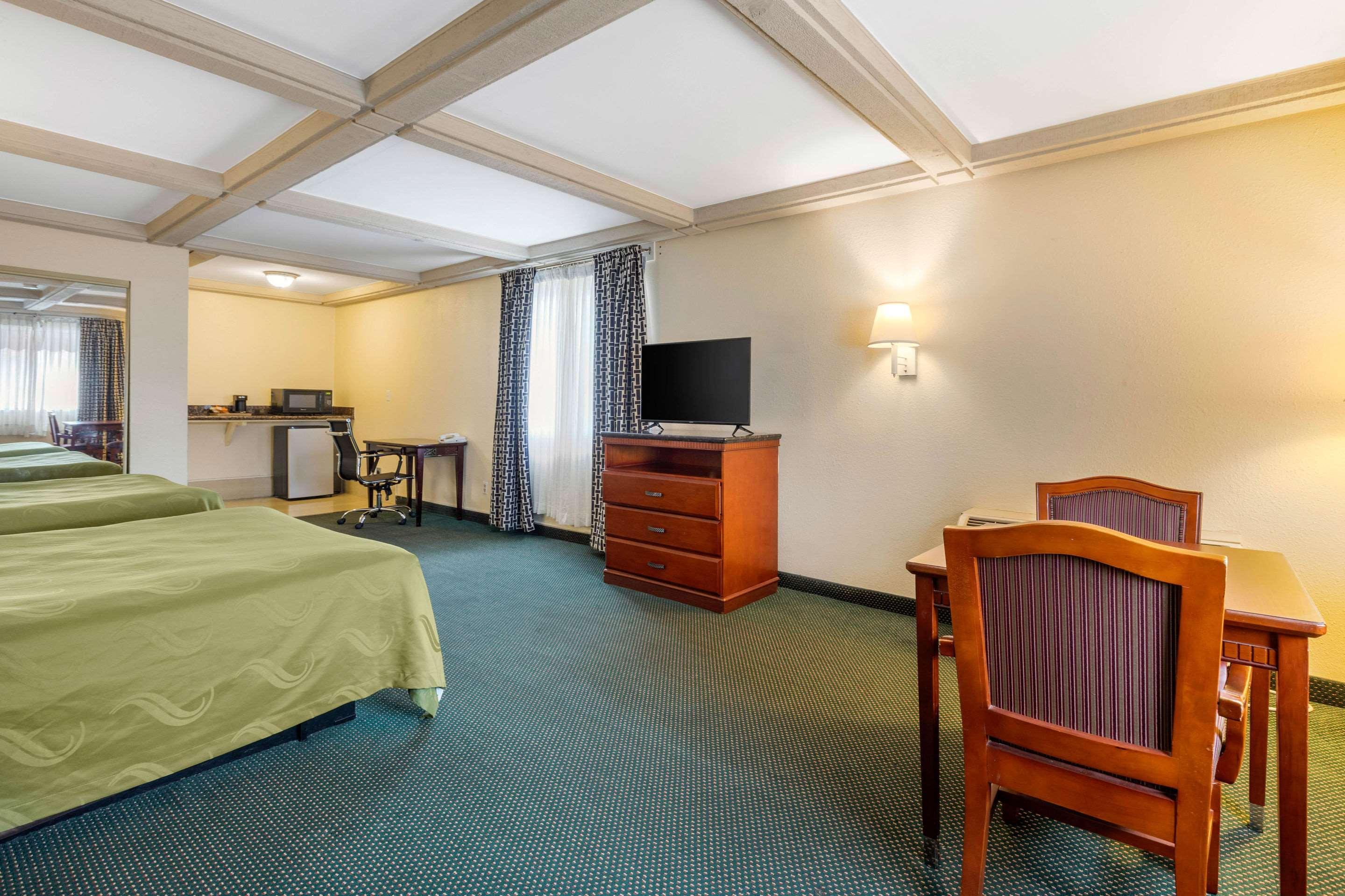 Quality Inn Lomita-Los Angeles South Bay Exteriör bild