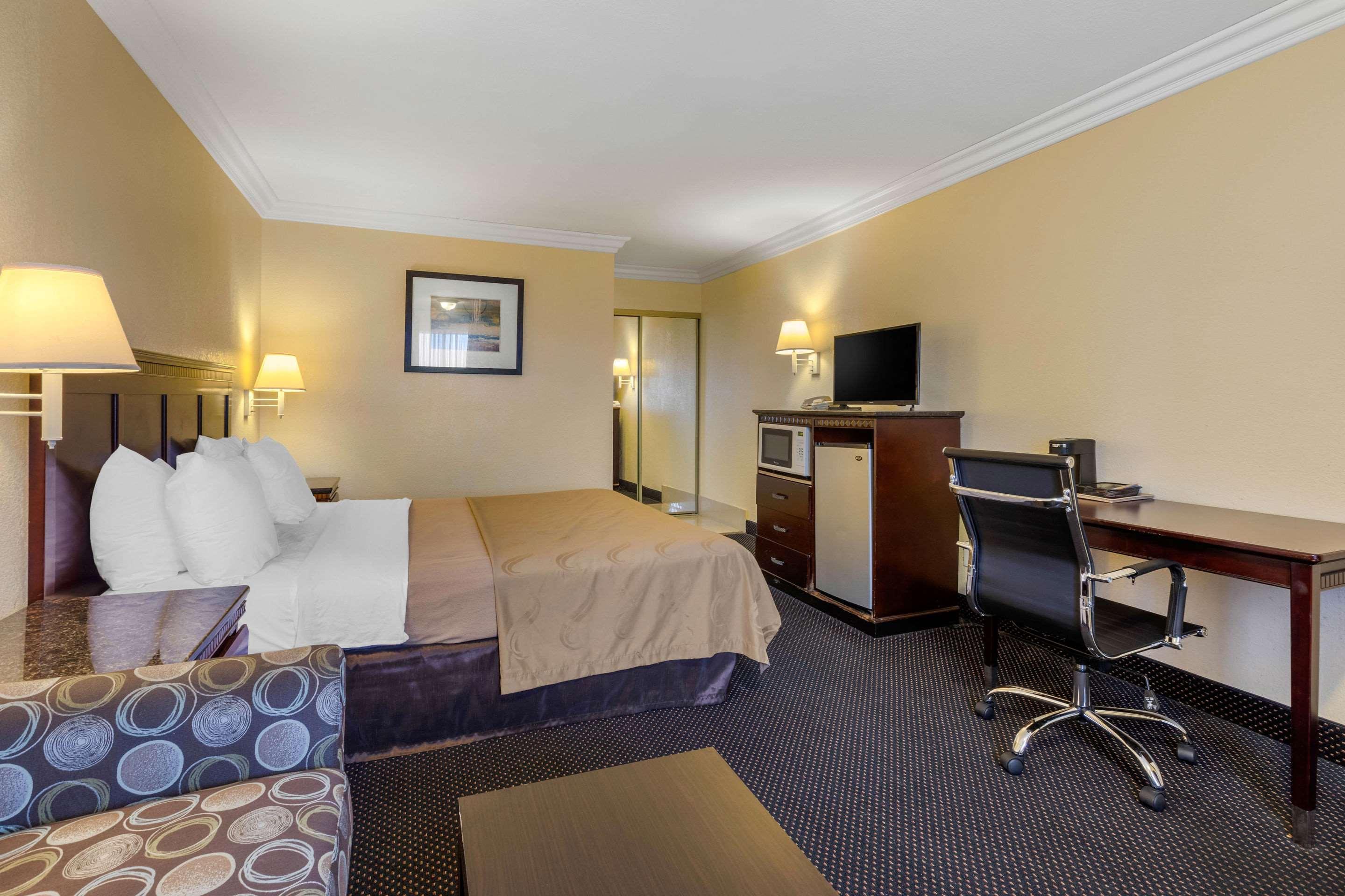 Quality Inn Lomita-Los Angeles South Bay Exteriör bild